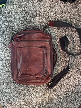 Fossil Distressed Chestnut Leather Laptop Messenger Bag